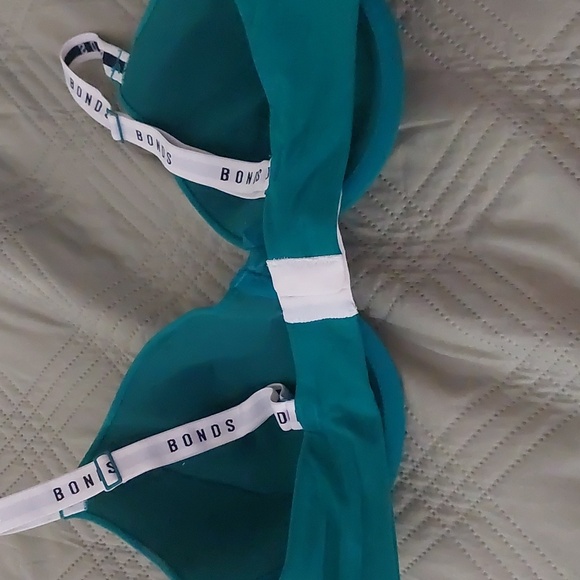 Bra - Picture 2 of 2